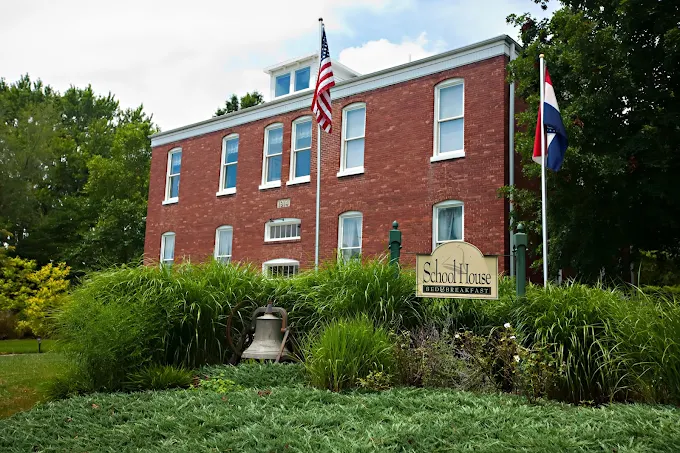 Schoolhouse Bed & Breakfast